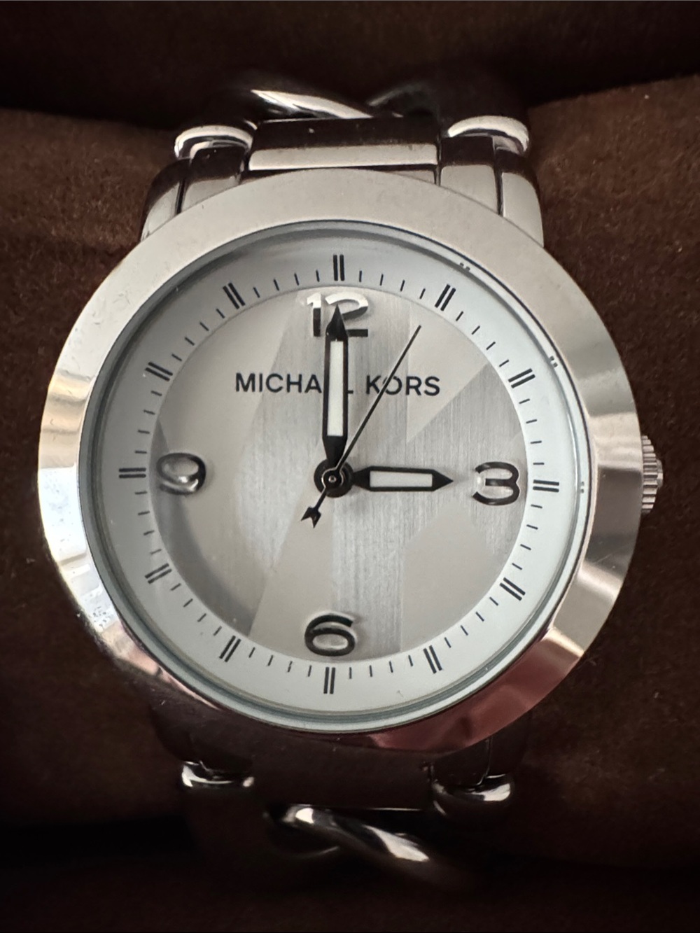 Michael Kors Silver-Tone Women’s Chain Link Bracelet Watch - Picture 5 of 5